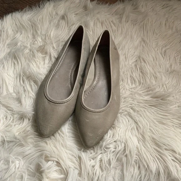 Frye Regina Pointed Toe Leather Flats Size 8 Women’s - Picture 9 of 13